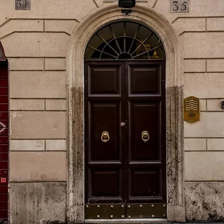 Downtown_blossom With Small Terrace *